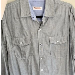 Men’s long sleeve button up